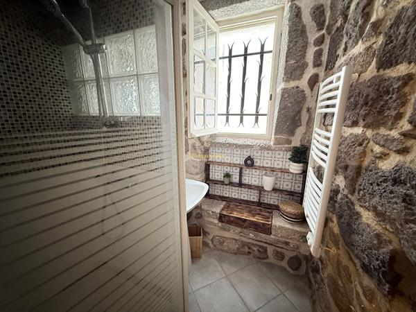 Agde  Maison 3 appartements rénovés idéal location saisonnière