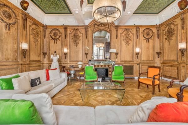 Appartement de charme Place Bellecour