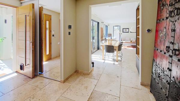 EXCLUSIVITE. A vendre, magnifique villa contemporaine avec piscine à Saint-Siffret
