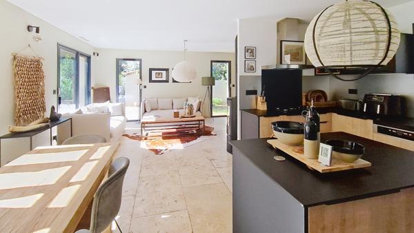 EXCLUSIVITE. A vendre, magnifique villa contemporaine avec piscine à Saint-Siffret