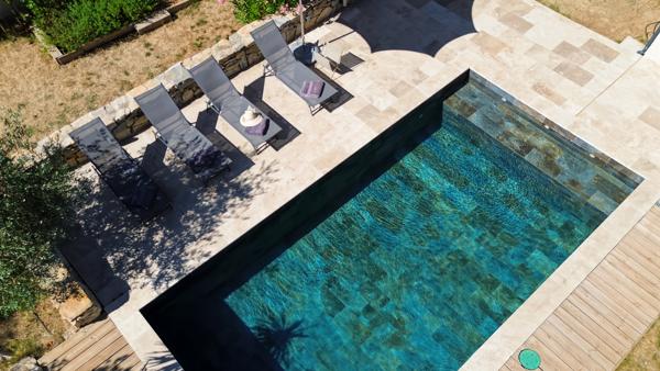 EXCLUSIVITE. A vendre, magnifique villa contemporaine avec piscine à Saint-Siffret
