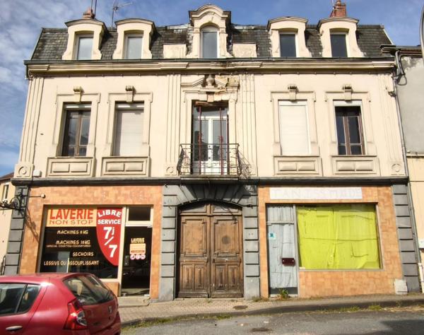 Projet immobilier au potentiel remarquable, . local commercial loué à l'année. Gros potentiel d'aide mobilisable