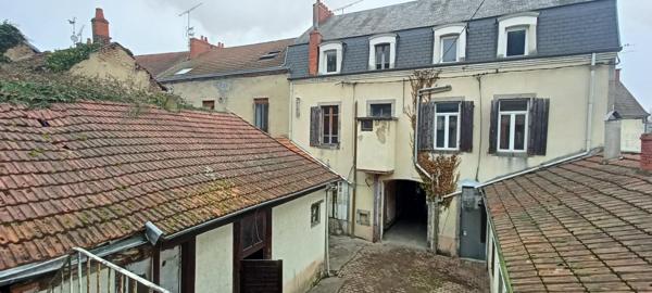 Projet immobilier au potentiel remarquable, . local commercial loué à l'année. Gros potentiel d'aide mobilisable