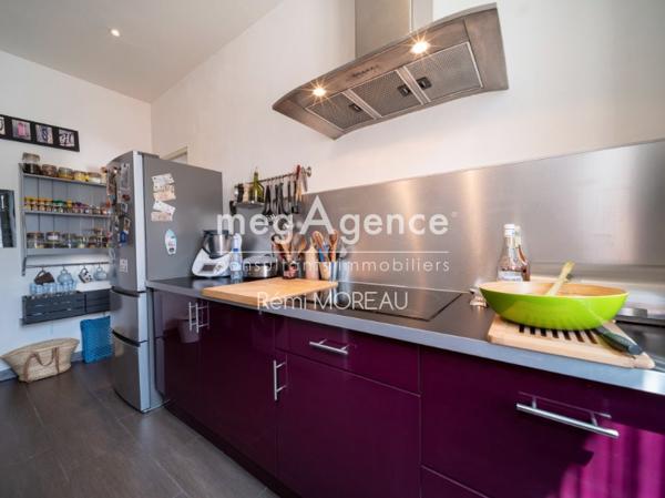 Appartement à MARSEILLE 5E ARRONDISSEMENT, 13005 - 3 pièces 64m²