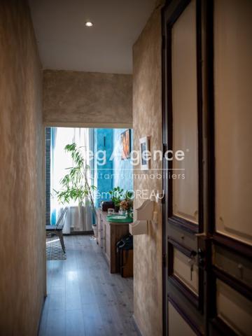 Appartement à MARSEILLE 5E ARRONDISSEMENT, 13005 - 3 pièces 64m²