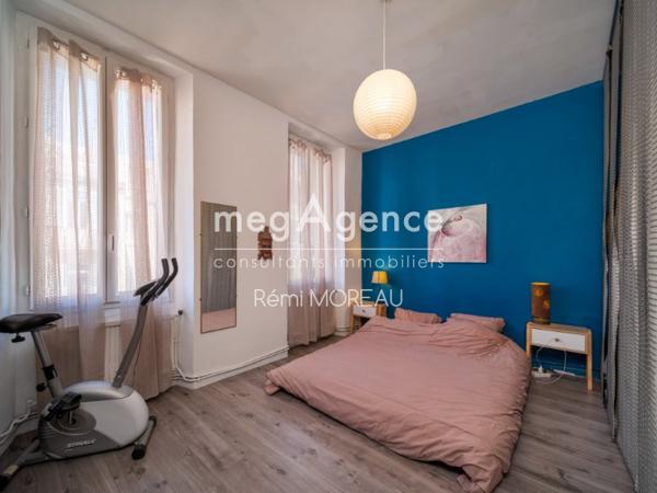 Appartement à MARSEILLE 5E ARRONDISSEMENT, 13005 - 3 pièces 64m²