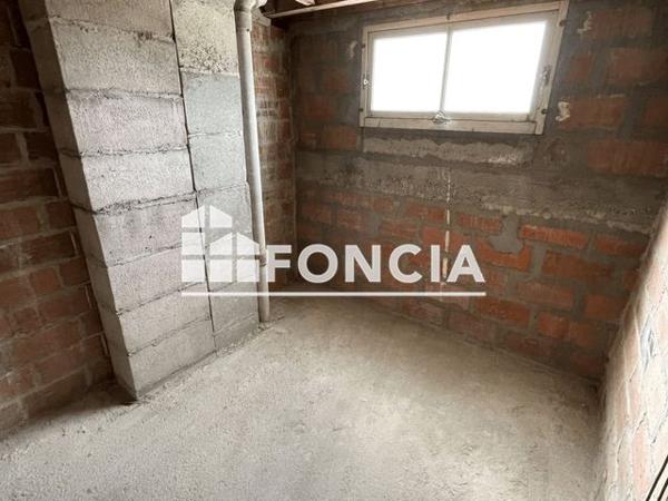 Location Appartement 3 pièces 79.4 m² - 128 AVENUE CHARLES BOUTET Charleville-mezieres 08000