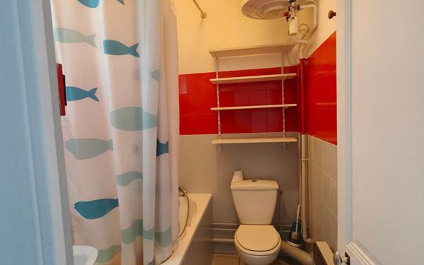 Appartement à vendre    2 pièces • 56,10 m2 Grenoble