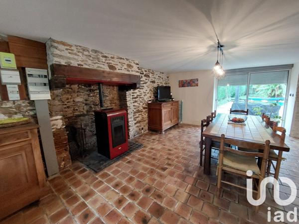 Maison à vendre 5 pièces 220 m² Châlus