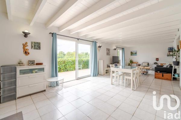 Maison à vendre 5 pièces 150 m² Saint-Martin-de-Seignanx