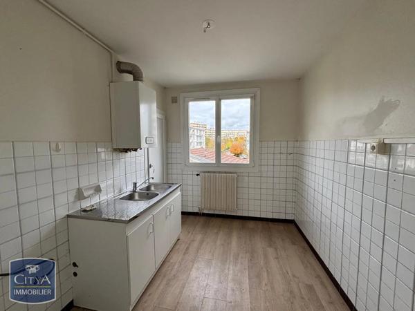 Appartement à louer 4 pièces 71.78m²