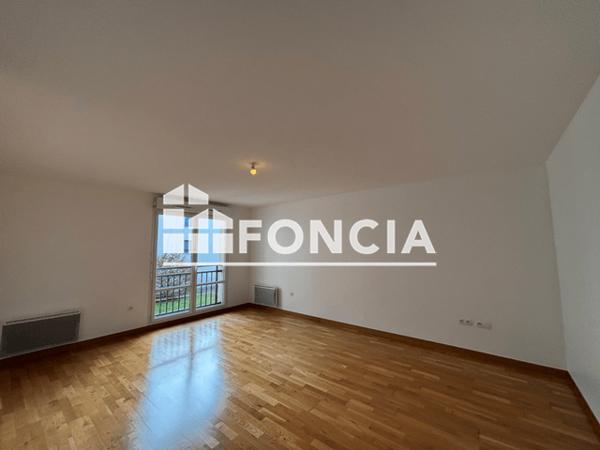 Location Appartement 2 pièces 59.16 m² - 50 AVENUE DE CHAMPAGNE Epernay 51200