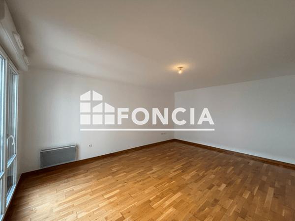 Location Appartement 2 pièces 59.16 m² - 50 AVENUE DE CHAMPAGNE Epernay 51200