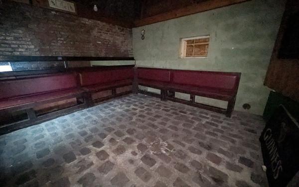 Maison à vendre    3 pièces • 180 m2 Saint-Quentin