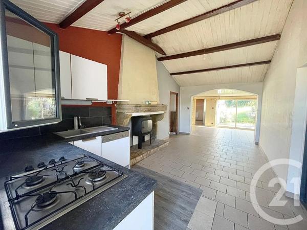 Maison à vendre  5 pièces - 82 m 2   TALMONT ST HILAIRE  - 85
