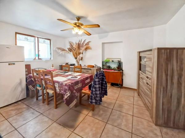 Maison mitoyenne rénovée avec combles aménageables – Quartier de la Liberté, Aix-les-Bains