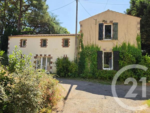 Maison à vendre  5 pièces - 125,17 m 2   TALMONT ST HILAIRE  - 85