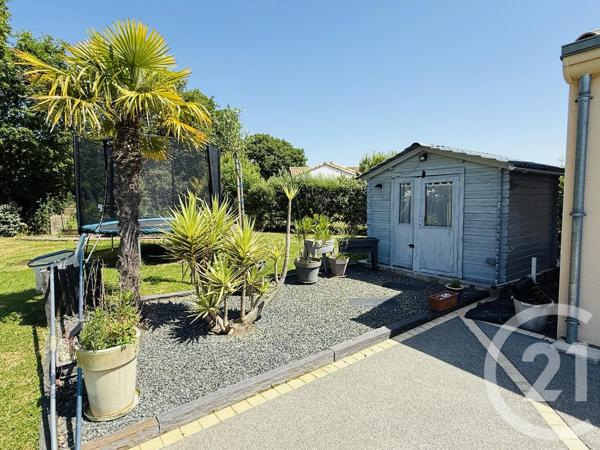 Maison à vendre  5 pièces - 125,17 m 2   TALMONT ST HILAIRE  - 85