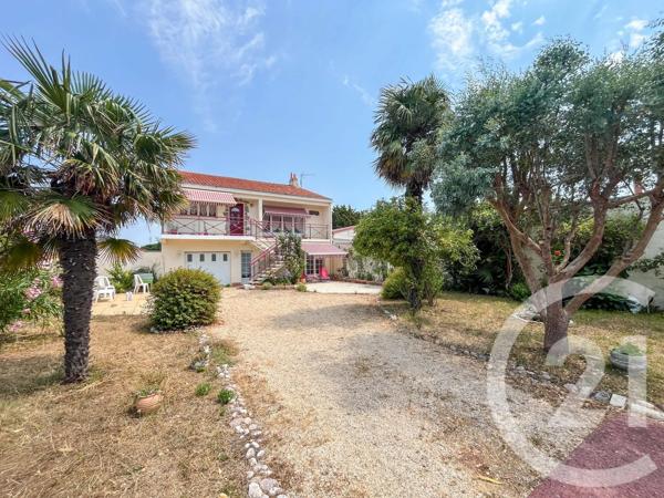 Maison à vendre  5 pièces - 125,17 m 2   TALMONT ST HILAIRE  - 85