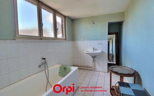 Maison à vendre    5 pièces • 99,84 m2 Erstein