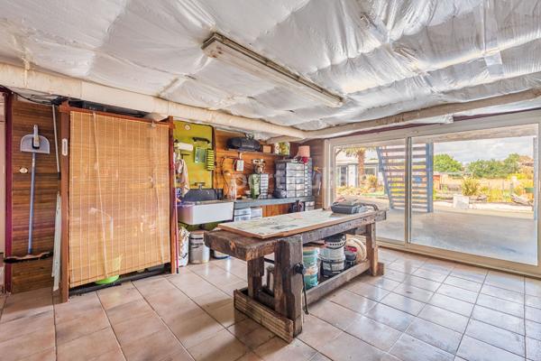 Vente
                Maison271,55 m² - 11 Pièces -
                    LA ROCHE SUR YON (85000)