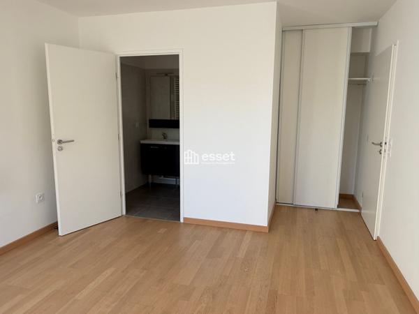 Location Appartement 5 pièces 132.3 m² - Viroflay 78220