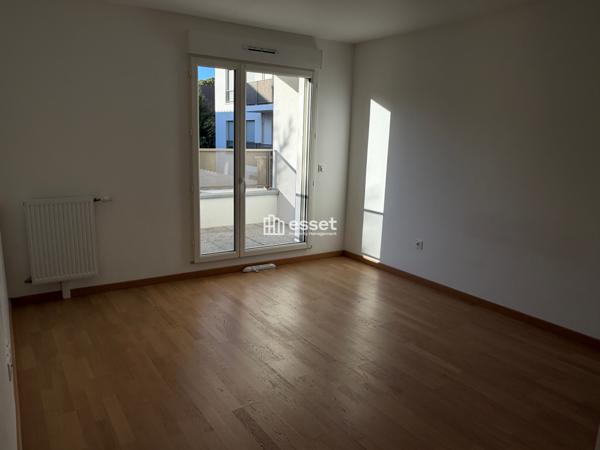 Location Appartement 5 pièces 132.3 m² - Viroflay 78220