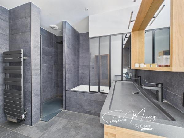 Grande maison familiale avec piscine à Cestas