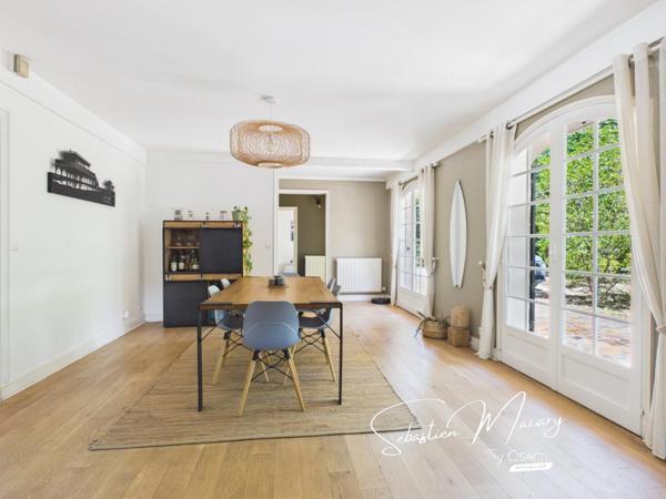 Grande maison familiale avec piscine à Cestas