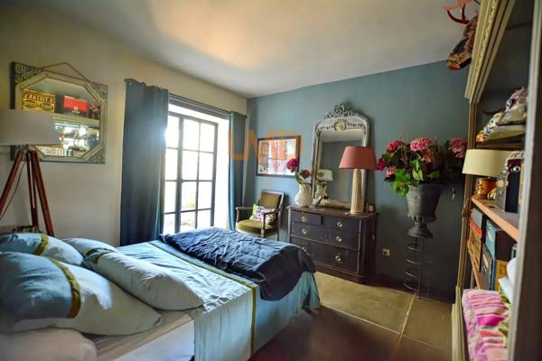 Propriete Dans UN Univers Bucolique