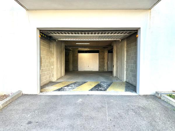 Garage fermé - Résidence Les Vallons du Macchione