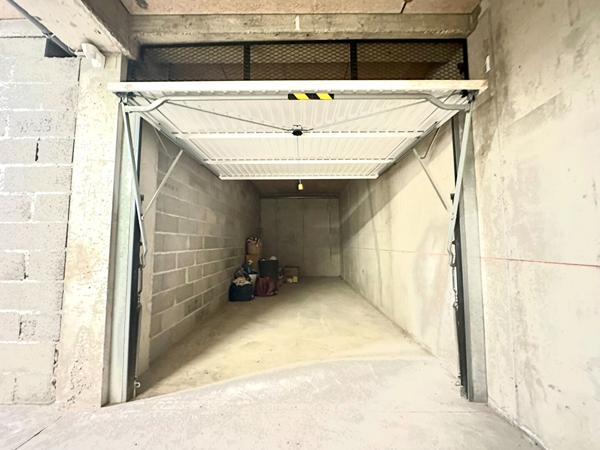 Garage fermé - Résidence Les Vallons du Macchione