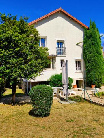 Maison 7 pièces 133 m2  avec jardin