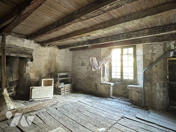 Lot de 2 habitations à rénover en centre-ville