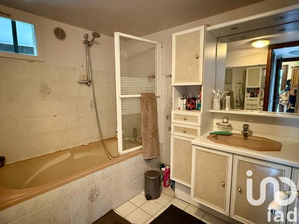 Maison 5 pièces de 93 m² à Cormeilles (27260)