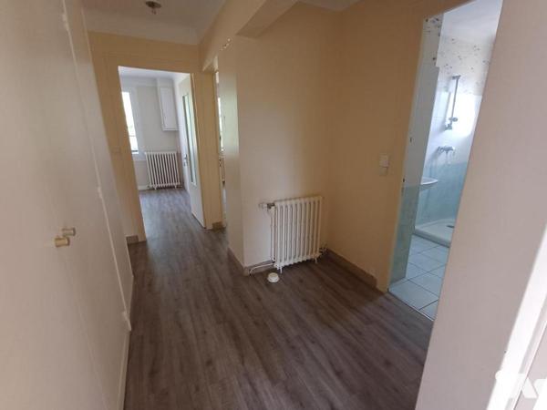 MAISON - 4 chambres (possibilité 5)