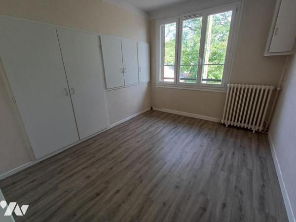 MAISON - 4 chambres (possibilité 5)