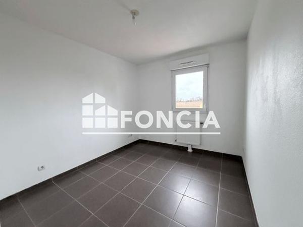 Location Appartement 2 pièces 41.9 m² - RESIDENCE ACAJOU 25 RUE DE LA POINSARDE Sorgues 84700