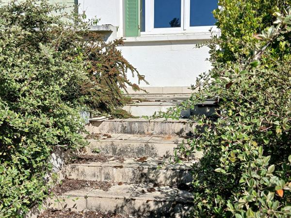 MAISON A RENOVER
