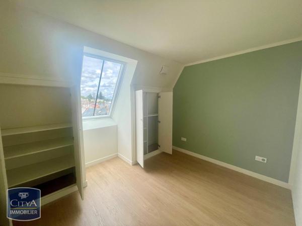 Appartement à louer 3 pièces 58.07m² Tours (37000)