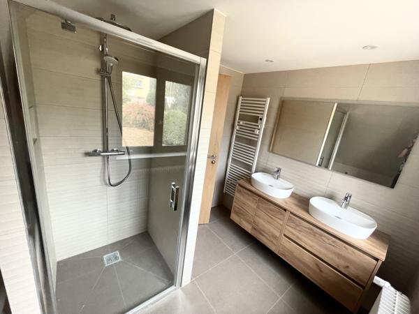 Maison 6 pièce(s) 4 chambre(s) 150 m²