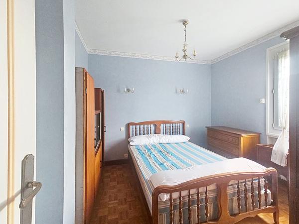 EXCLUSIVITE Maison individuelle proche centre Retournac sur 2000 m2 de terrain constructible