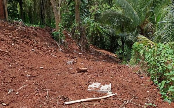 Terrain à vendre    Le Robert