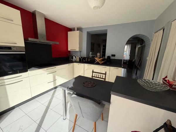 Maison à SARGE-LES-LE-MANS, 72190 - 5 pièces 87m²