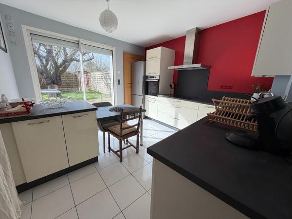 Maison à SARGE-LES-LE-MANS, 72190 - 5 pièces 87m²