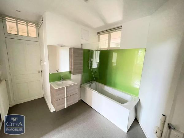Appartement à louer 3 pièces 78.49m² Dijon (21000)
