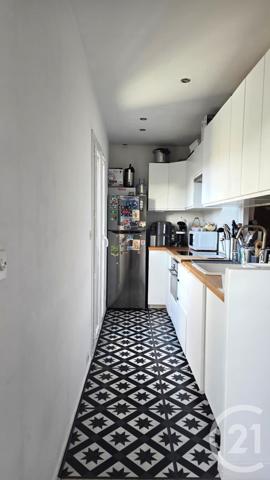 Appartement F4 à vendre  4 pièces - 59,66 m2 ST MAUR DES FOSSES - 94