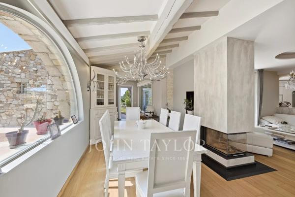 Bastide en pierre rénovée, à pied de Saint-Paul de Vence