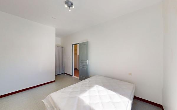 Appartement à louer    3 pièces •  Salmiech