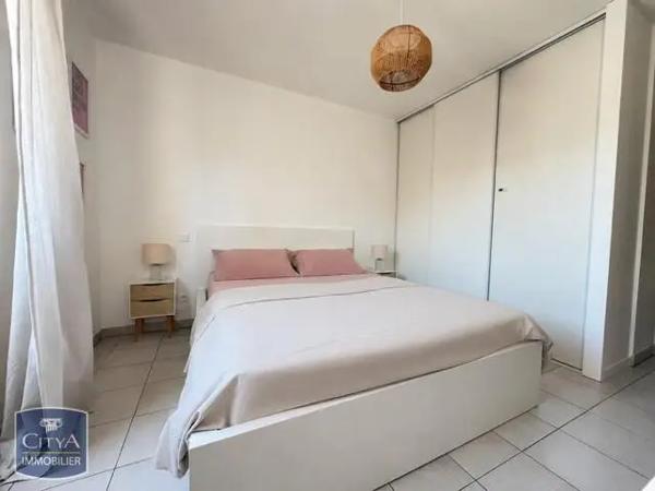 Appartement à louer 3 pièces 63.71m² Béziers (34500)